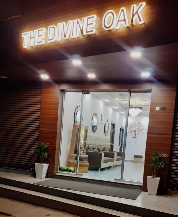 The Divine Oak Hotel Katra  Eksteriør billede